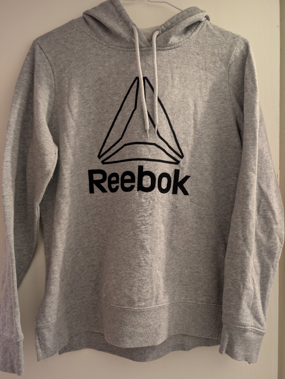 Reebok Gray Pullover Hoodie with Black Logo. Small